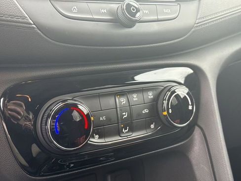 Used 2023 Buick Encore GX Preferred w/ Cold Weather Comfort Package image 18