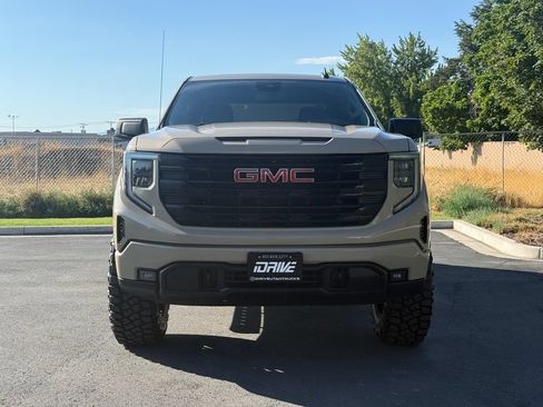 Used 2023 GMC Sierra 1500 Elevation AWD/4WD image 5