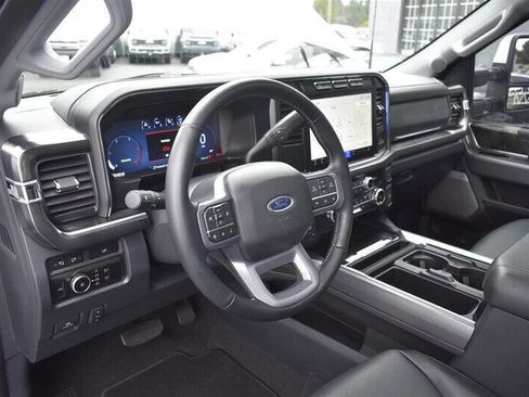 Used 2023 Ford F250 Lariat w/ FX4 Off-Road Package image 15