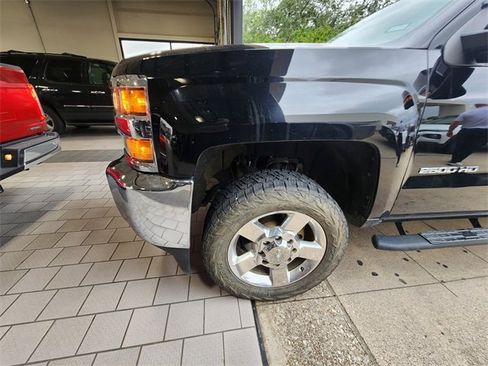 Used 2018 Chevrolet Silverado 2500 W/T RWD image 7