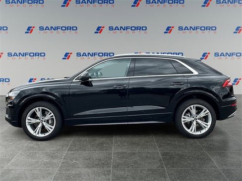 Used 2021 Audi Q8 Premium Plus w/ Premium Plus Package image 2