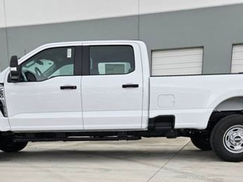 New 2026 Ford F250 XL w/ XL Chrome Package image 2