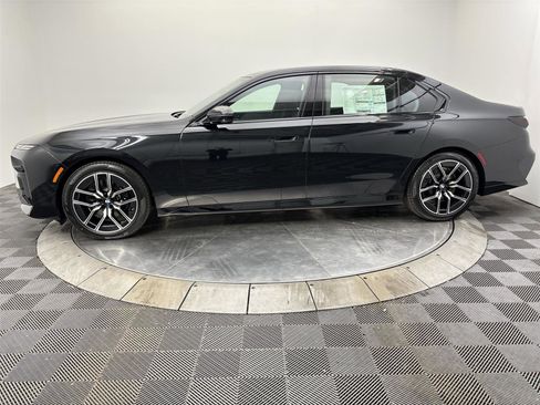 New 2026 BMW 740i xDrive AWD/4WD image 16