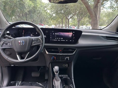 Used 2025 Buick Encore GX Preferred FWD image 32