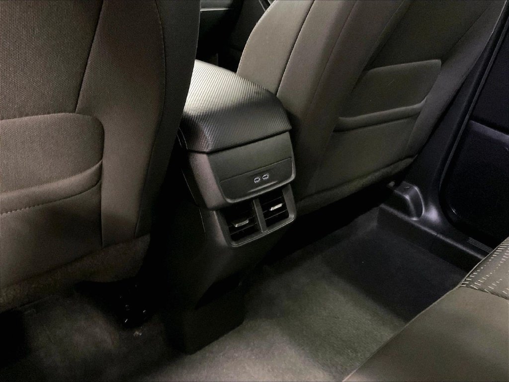 Used 2026 Chevrolet Equinox LT AWD/4WD image 27