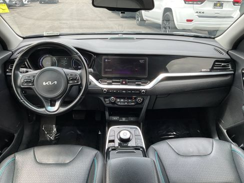 Used 2022 Kia Niro EX Premium FWD image 14