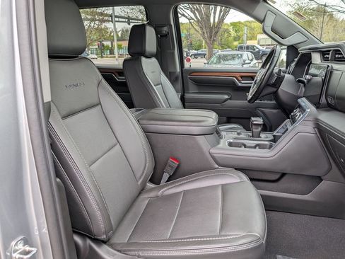Used 2023 GMC Sierra 1500 Denali AWD/4WD image 18