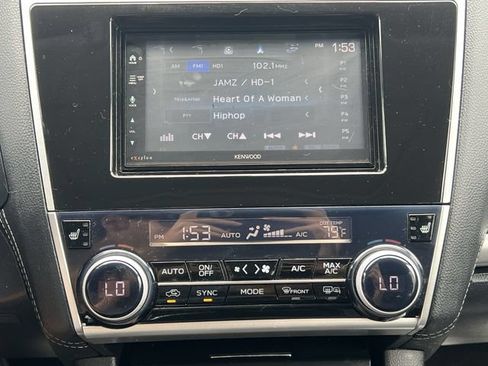 Used 2018 Subaru Outback 2.5i Limited AWD/4WD image 20