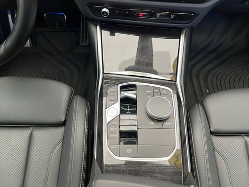 Certified 2023 BMW 330i Sedan w/ M Sport Package RWD image 11