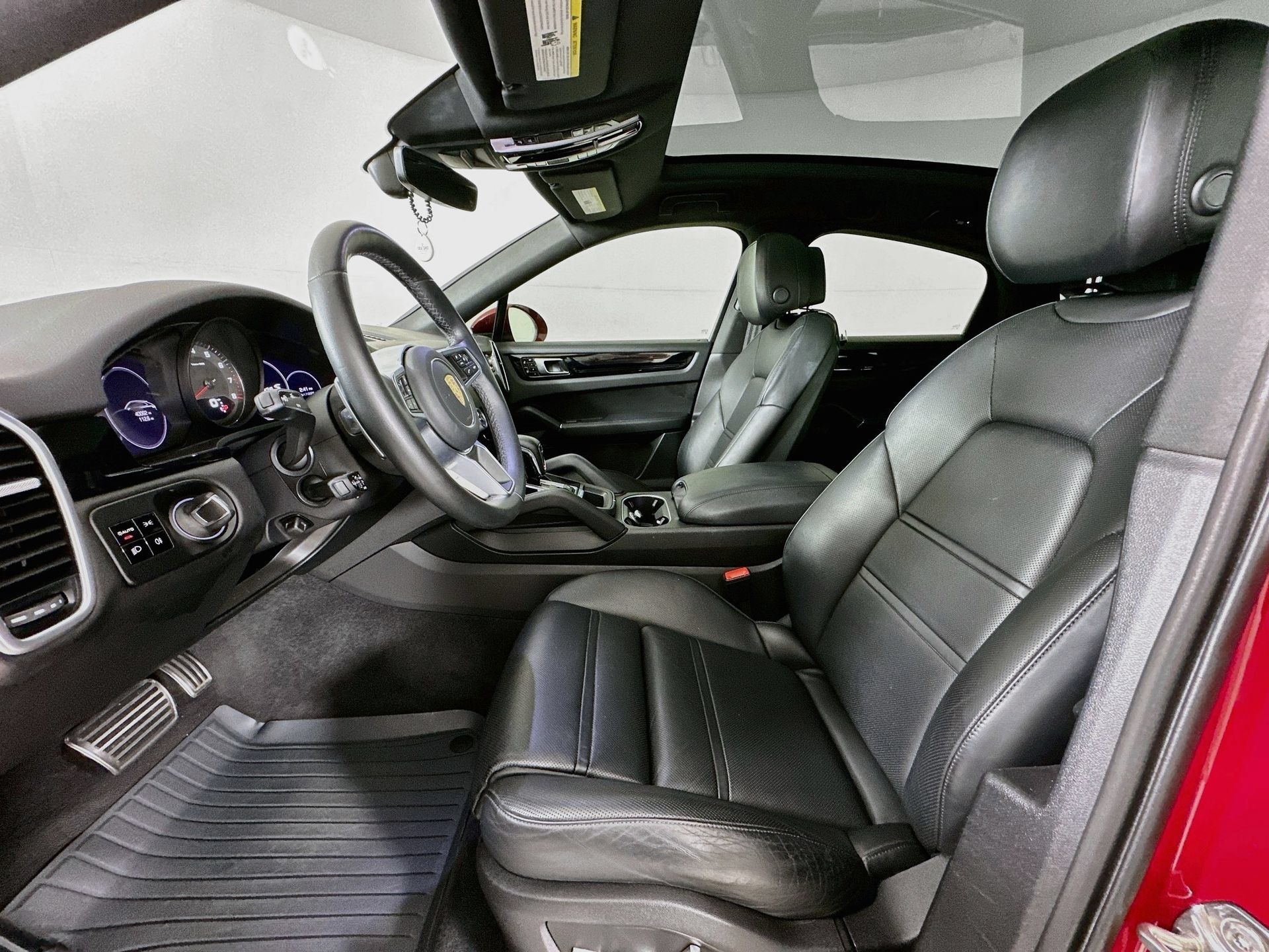 Used 2021 Porsche Cayenne S AWD/4WD image 23