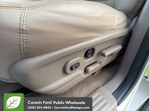 Used 2005 Ford Explorer Limited image 26