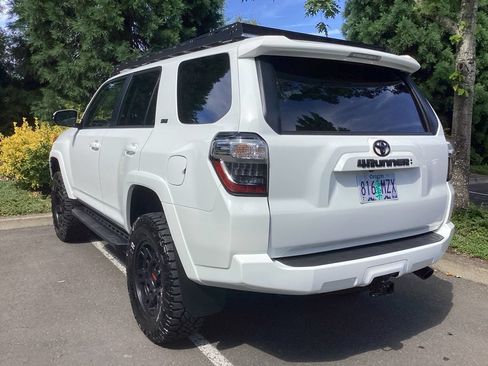 Used 2024 Toyota 4Runner SR5 Premium AWD/4WD image 12