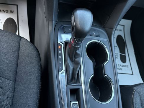 Used 2022 Chevrolet Equinox LT image 21