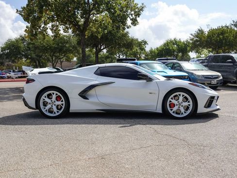 Used 2021 Chevrolet Corvette Stingray Premium Conv w/ Z51 Performance Package RWD image 5