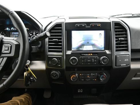 Used 2019 Ford F150 XLT w/ Equipment Group 302A Luxury image 19