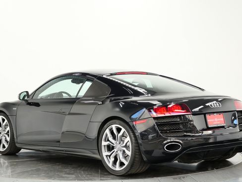 Used 2011 Audi R8 V10 AWD/4WD image 9