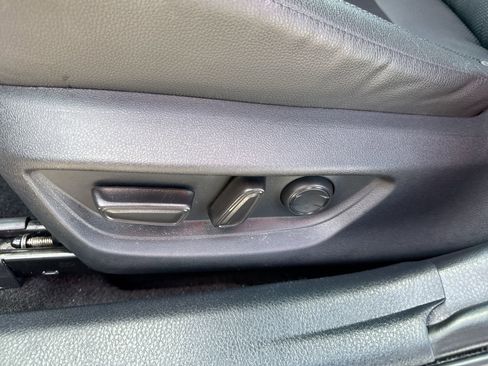 Used 2025 Toyota Camry XSE image 14