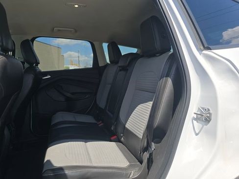 Used 2018 Ford Escape SE w/ SE Sport Appearance Package AWD/4WD image 14
