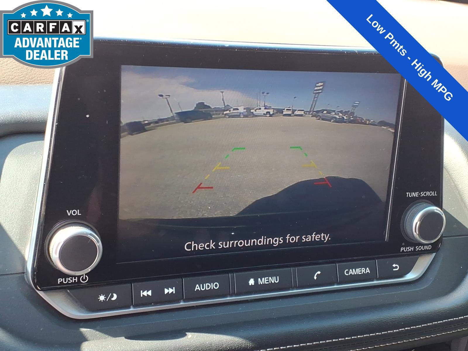 Used 2023 Nissan Rogue S AWD/4WD image 17