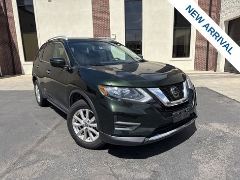 Used 2020 Nissan Rogue SV AWD/4WD image 1
