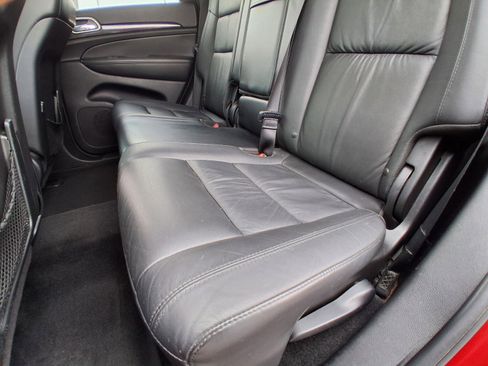 Used 2013 Jeep Grand Cherokee Laredo image 23