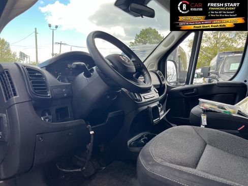 Used 2023 RAM ProMaster 2500 image 11