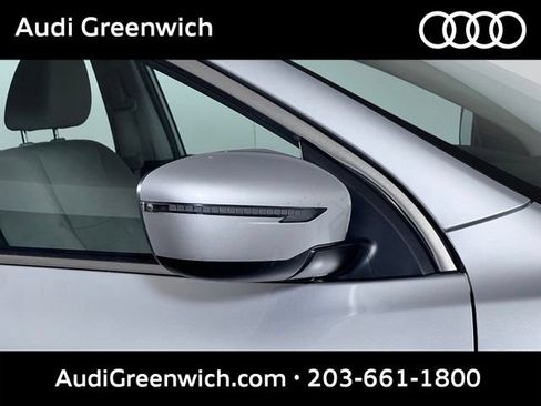 Used 2020 Nissan Rogue Sport SV AWD/4WD image 10