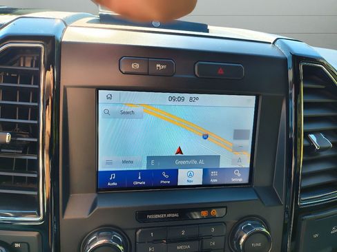 Used 2019 Ford F350 Lariat w/ Lariat Ultimate Package image 32