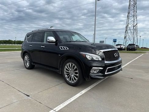Used 2017 INFINITI QX80 4WD w/ Deluxe Technology Package image 1