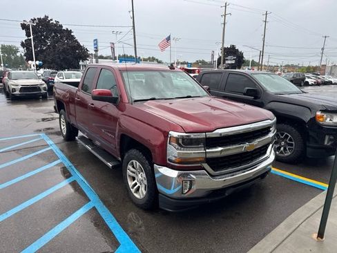 Used 2016 Chevrolet Silverado 1500 LT w/ All Star Edition AWD/4WD image 2