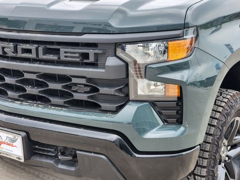 New 2025 Chevrolet Silverado 1500 Custom Trail Boss w/ Dark Appearance Package image 8