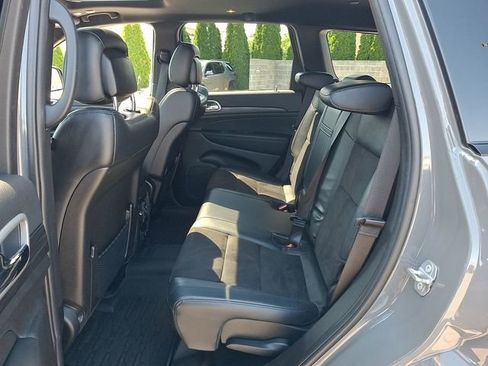 Used 2021 Jeep Grand Cherokee Laredo X AWD/4WD image 10
