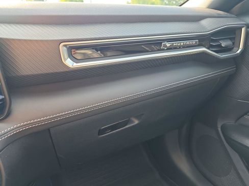 Used 2025 Ford Mustang GT Premium RWD image 25