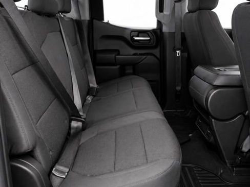 Used 2019 Chevrolet Silverado 1500 Custom w/ Custom Convenience Package AWD/4WD image 21