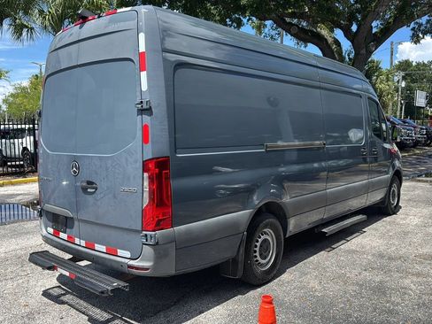 Used 2019 Mercedes-Benz Sprinter 170 image 5