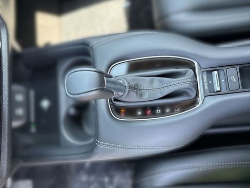 New 2026 Honda HR-V EX-L image 21