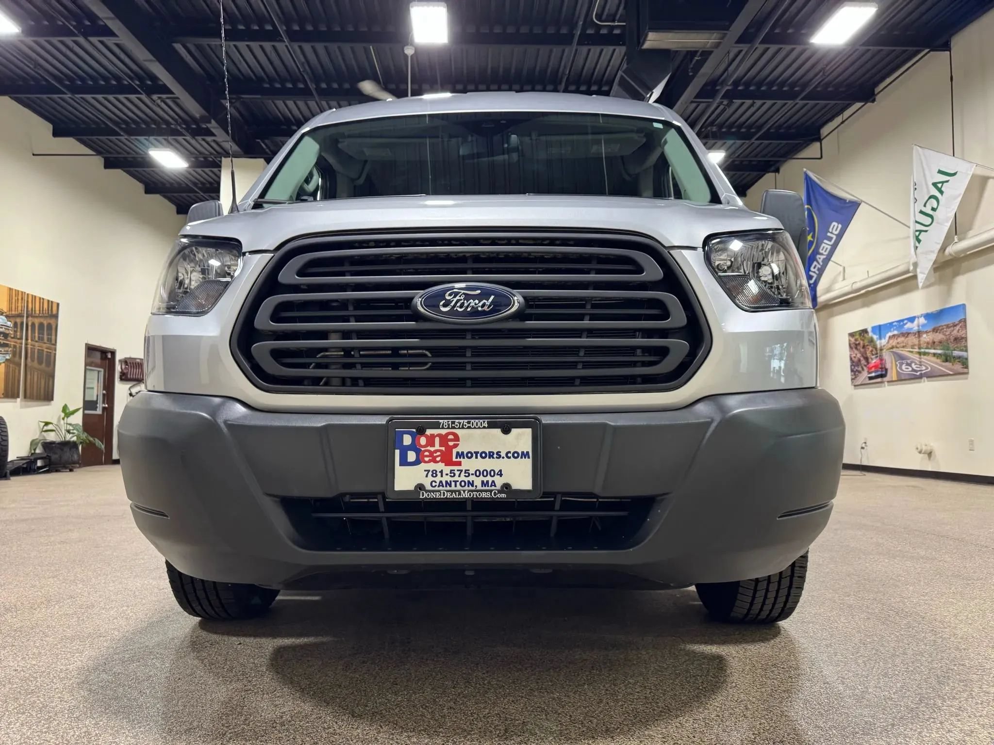 Used 2015 Ford Transit 250 148 Medium Roof RWD image 13
