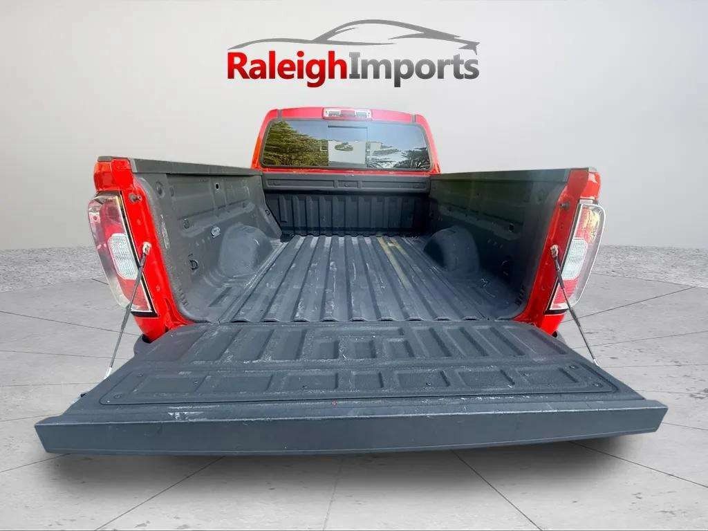 Used 2017 GMC Canyon SLT w/ Trailering Package AWD/4WD image 15