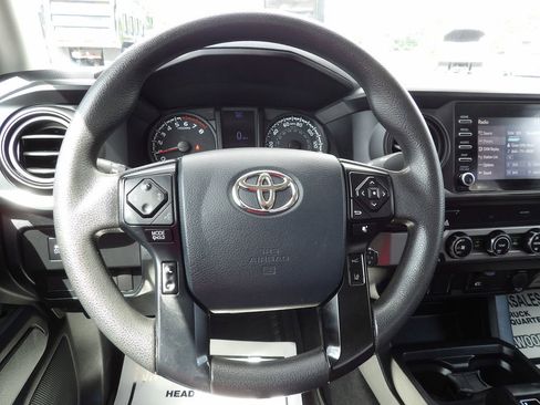 Used 2020 Toyota Tacoma SR image 20