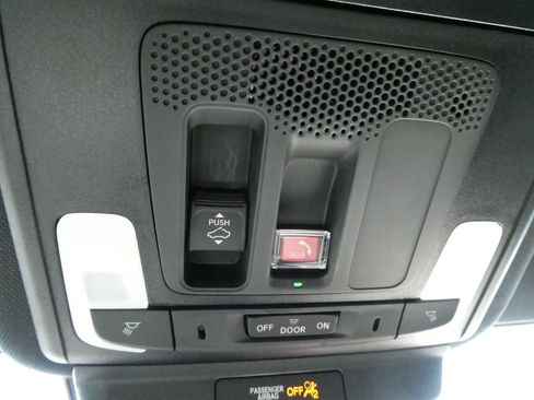 Used 2025 Honda Accord Sport image 24