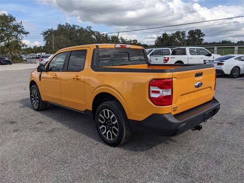 Certified 2023 Ford Maverick Lariat image 6