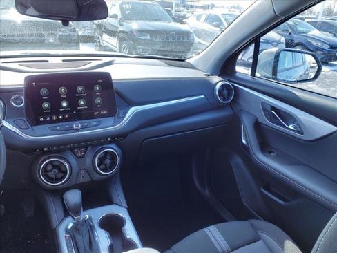 New 2025 Chevrolet Blazer LT image 14