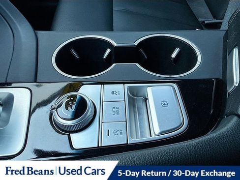 Used 2021 Genesis G70 2.0T AWD/4WD image 40