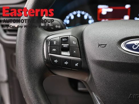 Used 2022 Ford Escape SE FWD image 15