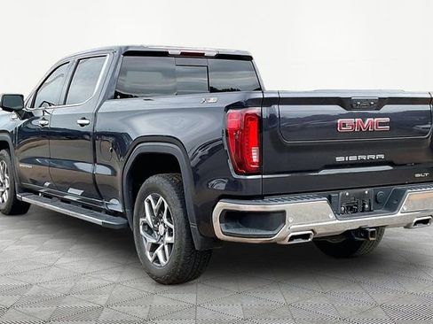 Used 2023 GMC Sierra 1500 SLT w/ SLT Premium Package AWD/4WD image 4