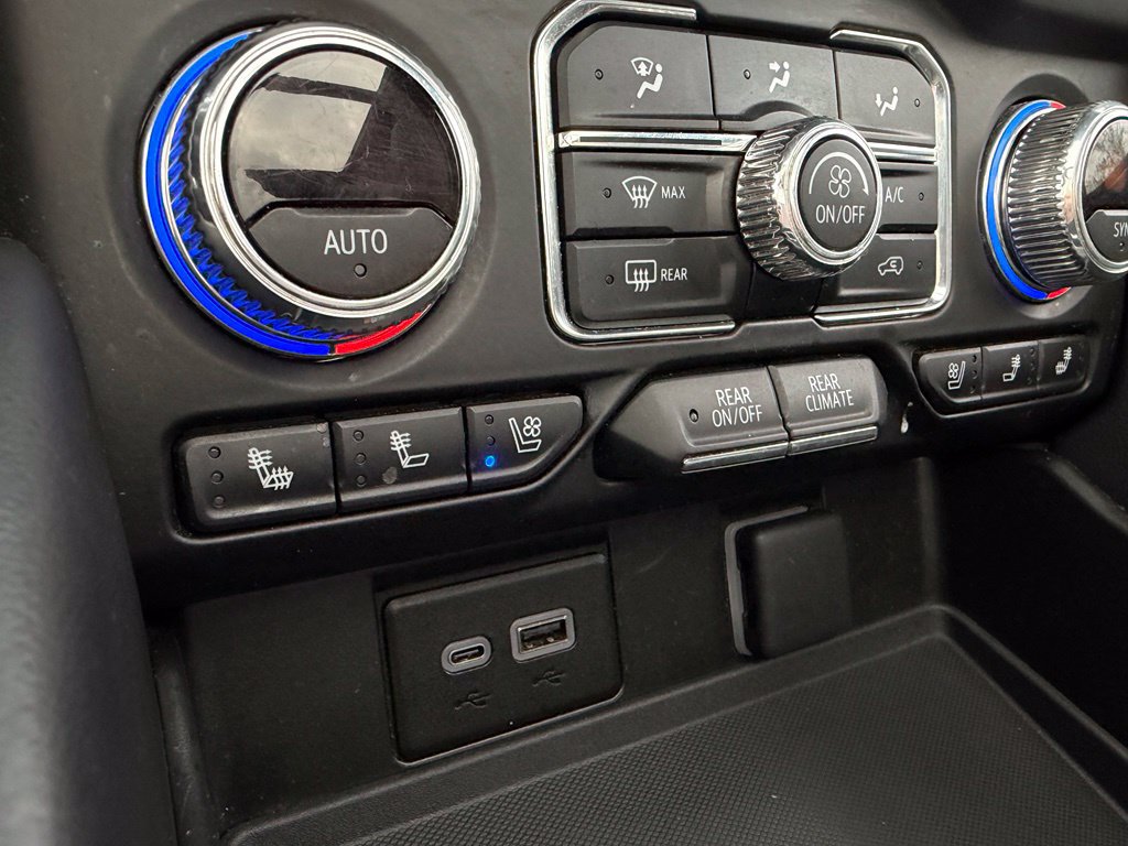 Used 2023 GMC Yukon AT4 AWD/4WD image 20