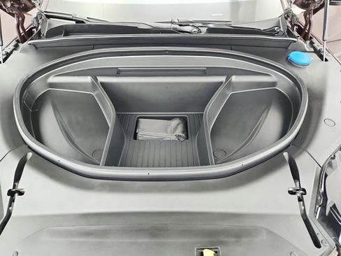 New 2025 Volvo EX90 Ultra image 14