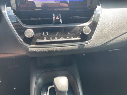 Used 2024 Toyota Corolla LE FWD image 18