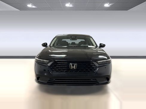 Used 2023 Honda Accord EX-L image 4