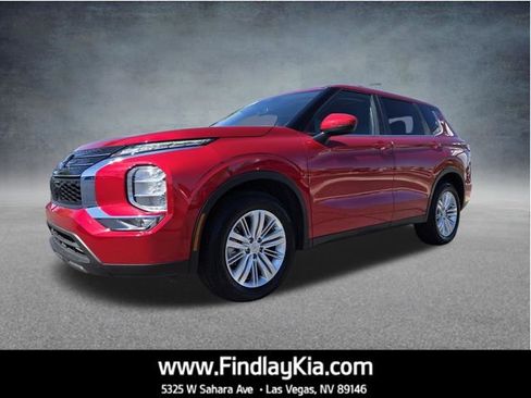 Used 2023 Mitsubishi Outlander ES FWD image 1